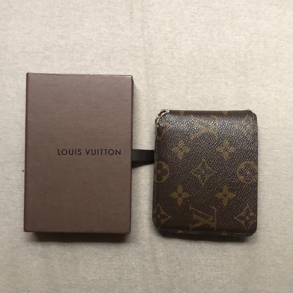 Louis Vuitton wallet